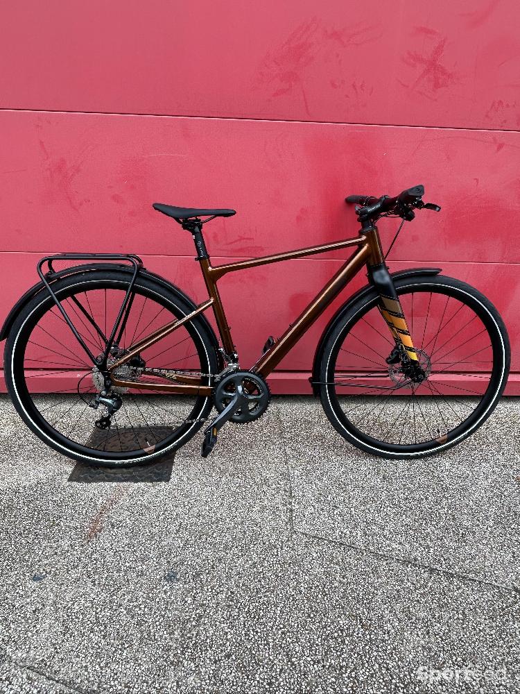 Vélo loisir / urbain - NEUF ! Bergamont Sweep 6 EQ taille 49 et 52 - photo 1