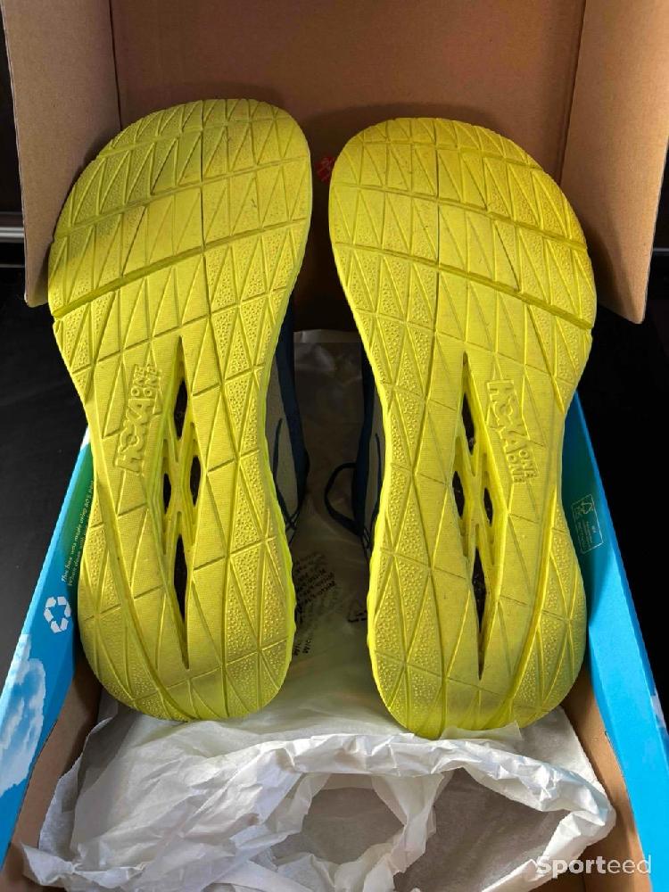 Course à pied route - Hoka One One Carbon X - Plaque Carbone ( Taille 46 - US 11,5 - Running ) - photo 3