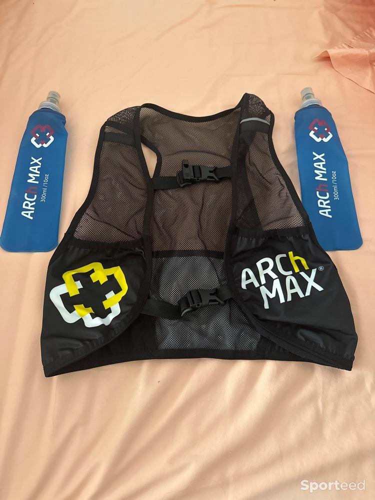 Course à pied trail - Gilet hydratation Arch Max  - photo 1