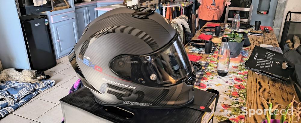 Moto route - casque Scorpion Exo-R1 Carbon Air MG en taille XXL / 2XL / 63-64 - photo 1