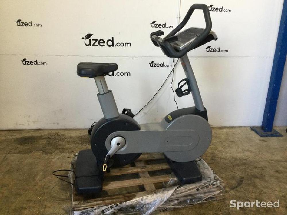 Fitness / Cardio training - Vélo droit - Technogym Excite Bike 700 LED - photo 1
