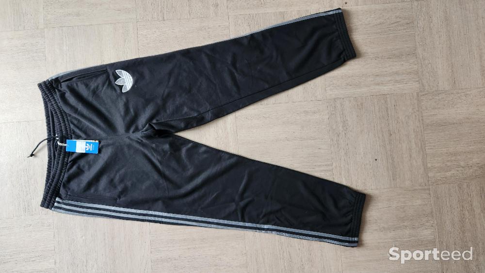 Athlétisme - Pantalon Jogging Adidas Vintage Noir neuf  - photo 2