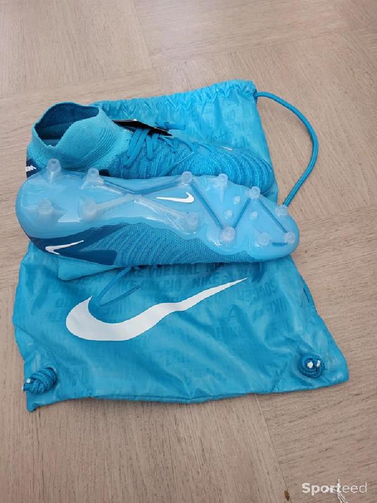 Football - Chaussures de Football Nike Phantom Luna 2 Elite FG taille 42 (Neuves) - photo 3