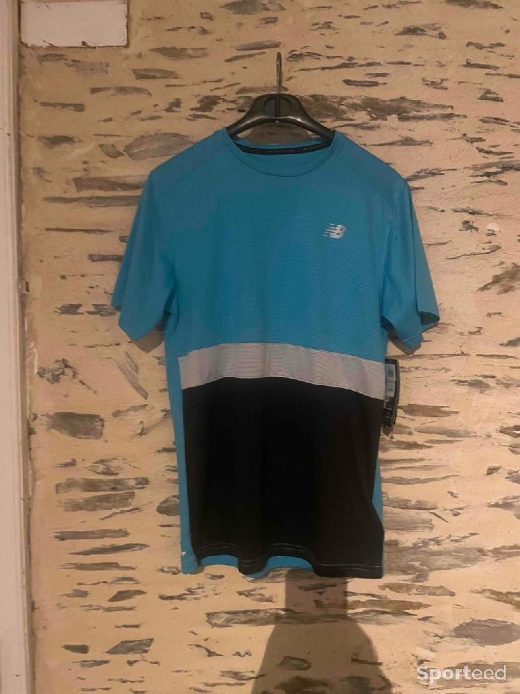 Course à pied route - T-shirt New Balance Running MT03207VL S - photo 1