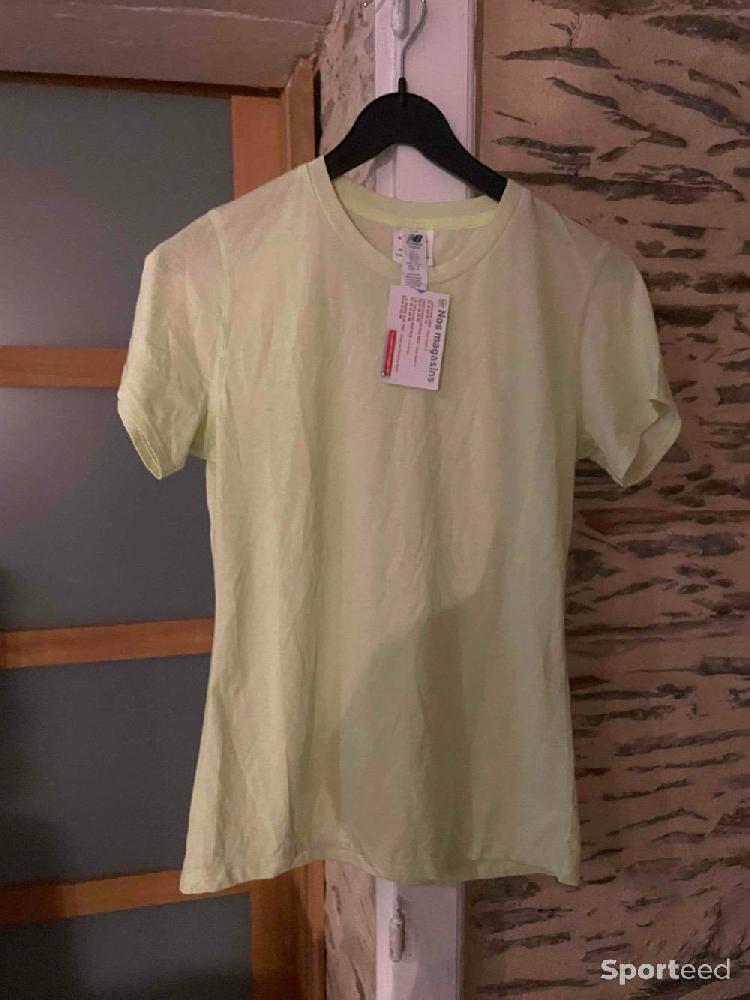 Course à pied route - T-shirt New Balance Running WT73123 S  - photo 1