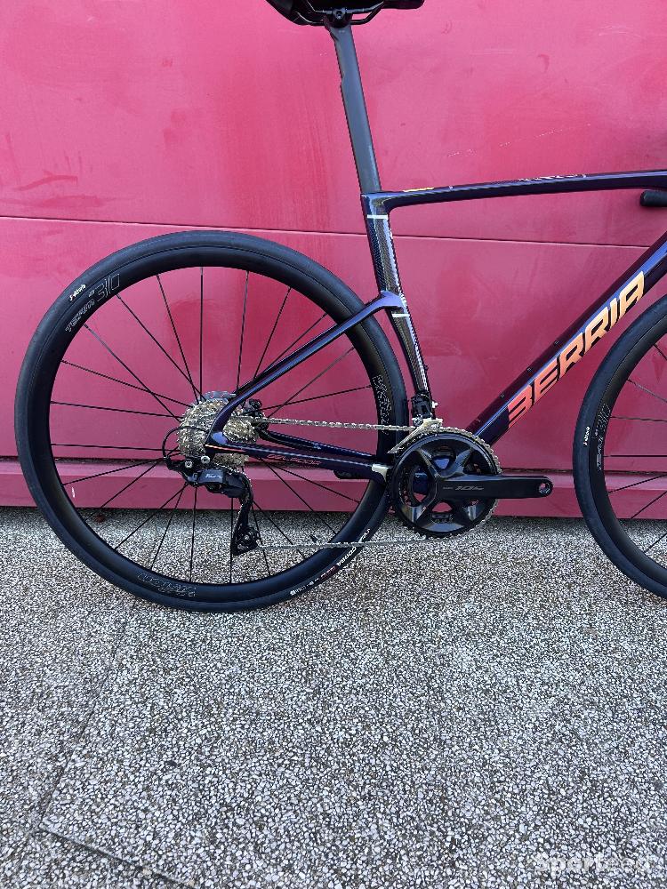 Vélo route - NEUF Berria Belador Pro 105 CS Taille M - photo 2
