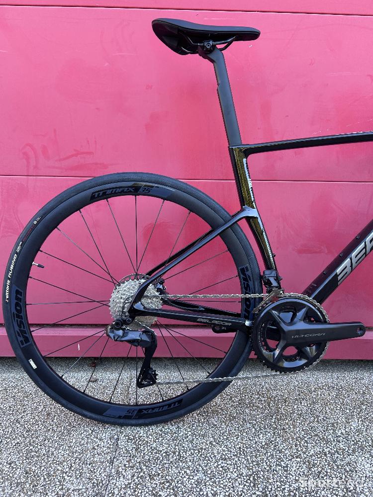 Vélo route - NEUF ! Berria Belador Pro Ultegra Di2 taille M - photo 2