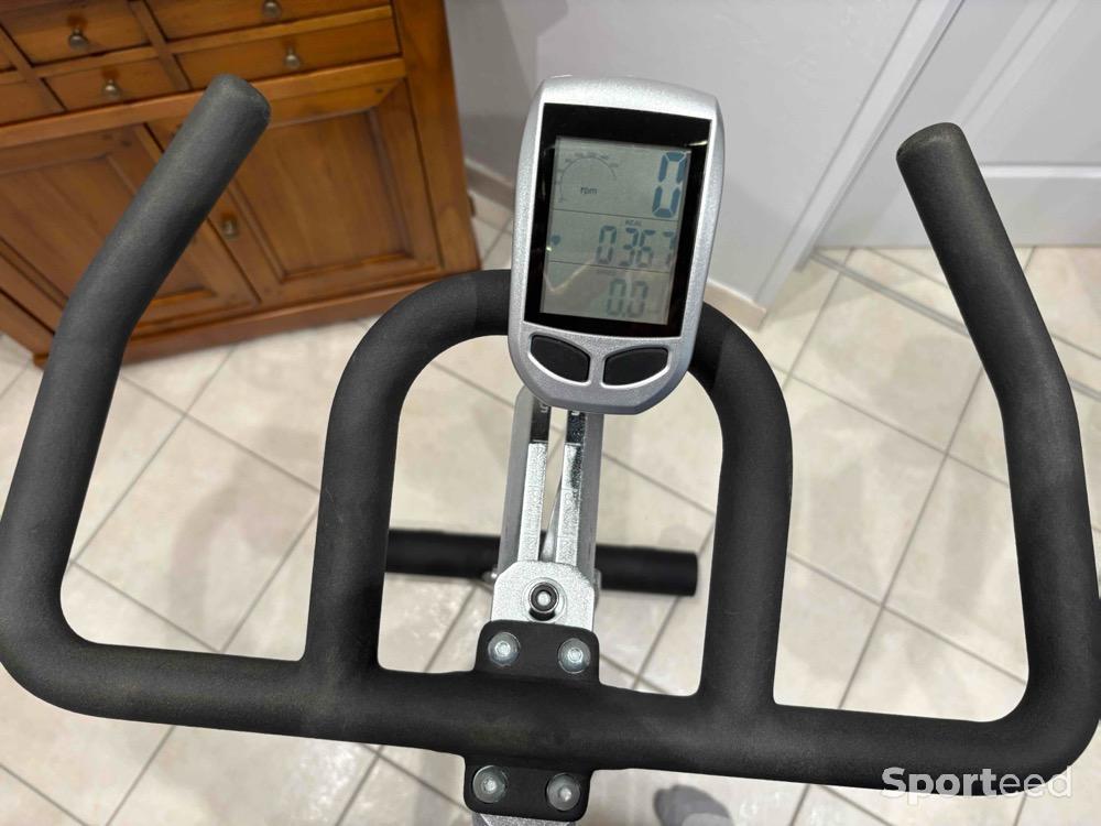 Fitness / Cardio training - Vélo de biking - photo 5