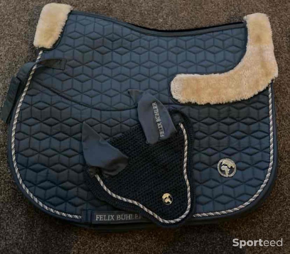 Equitation - Ensemble tapis bonnet  - photo 1