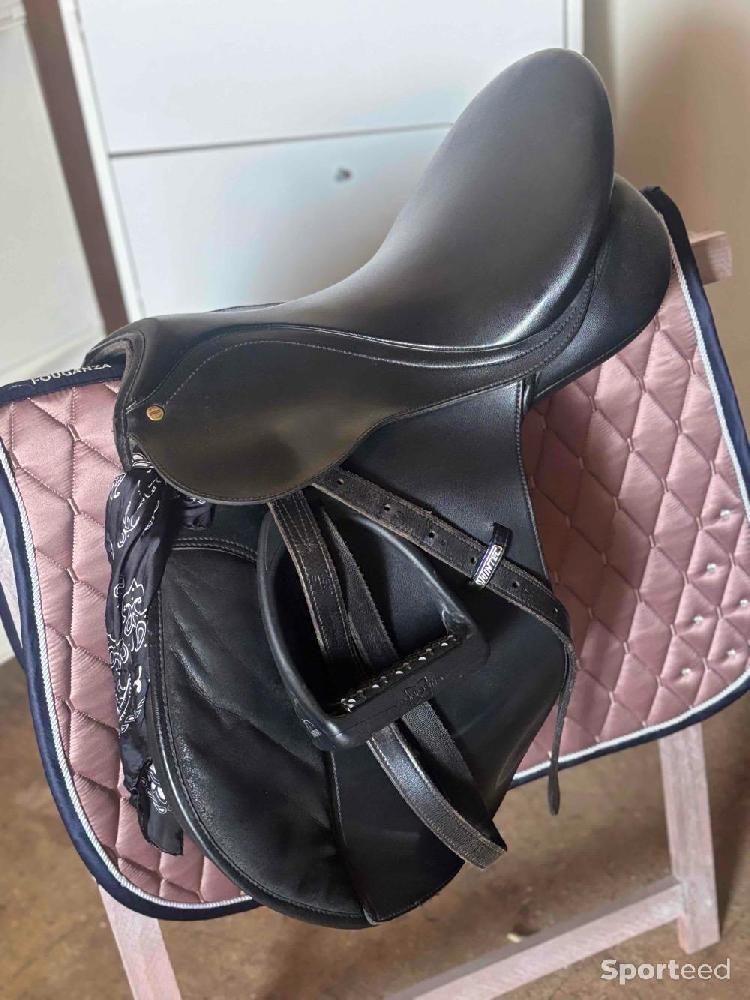 Equitation - Selle wintec 17,5 - photo 1