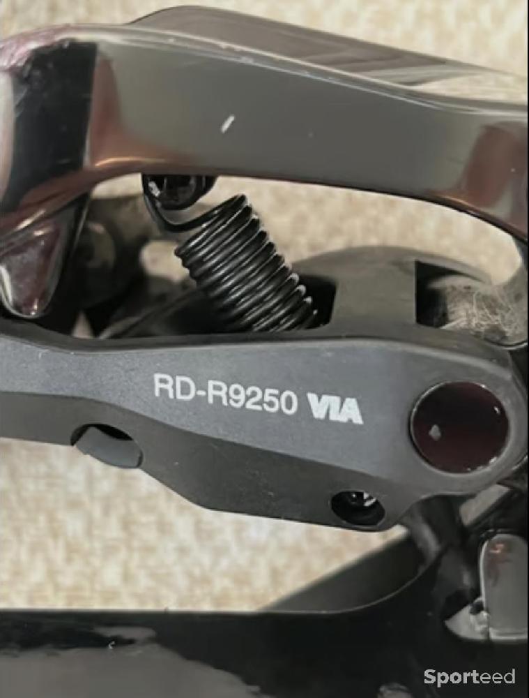 Vélo route - Dérailleur arrière Shimano Dura-Ace Di2 RD-R9250 12 vitesses E-Tube  - photo 2