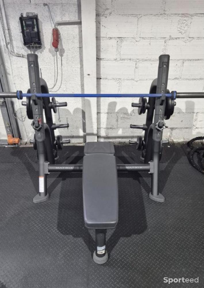 Musculation - Banc développer coucher/ Bench press Matrix  - photo 2