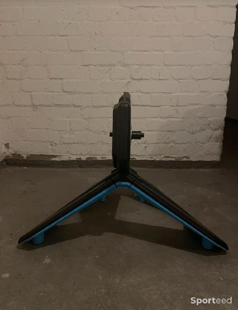 Vélo loisir / urbain - Trainer Tacx Neo 2T Smart  - photo 5