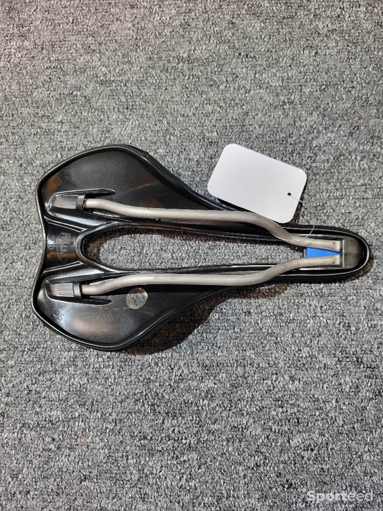 Vélo route - NEUF ! Selle SELLE ITALIA SLR Superflow x Boost - photo 2
