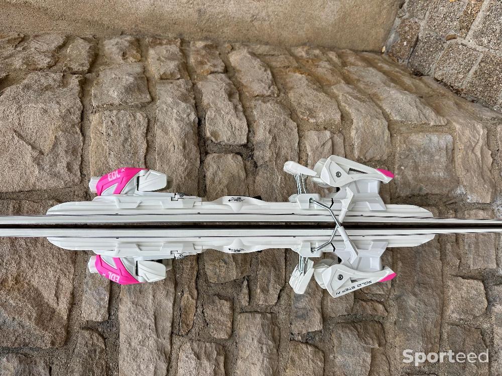 Ski alpin - SKIS NEUFS EDL Octobre rose édition limitée - photo 4