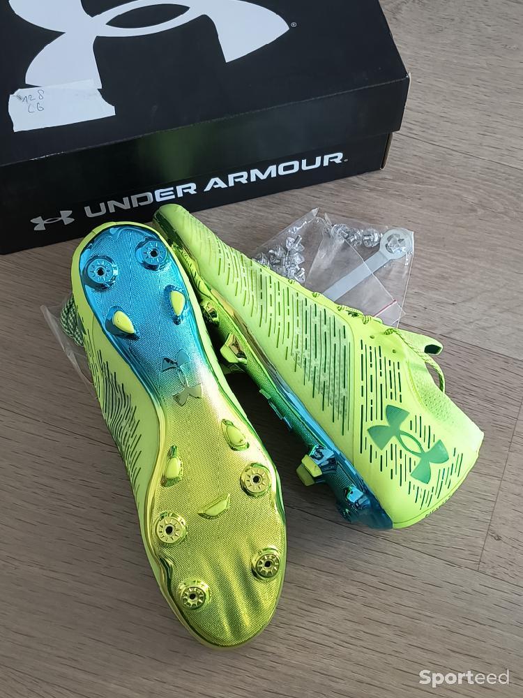 Football - crampons de football Under Armour Shadow Elite HYb, neufs et de taille 45. - photo 1