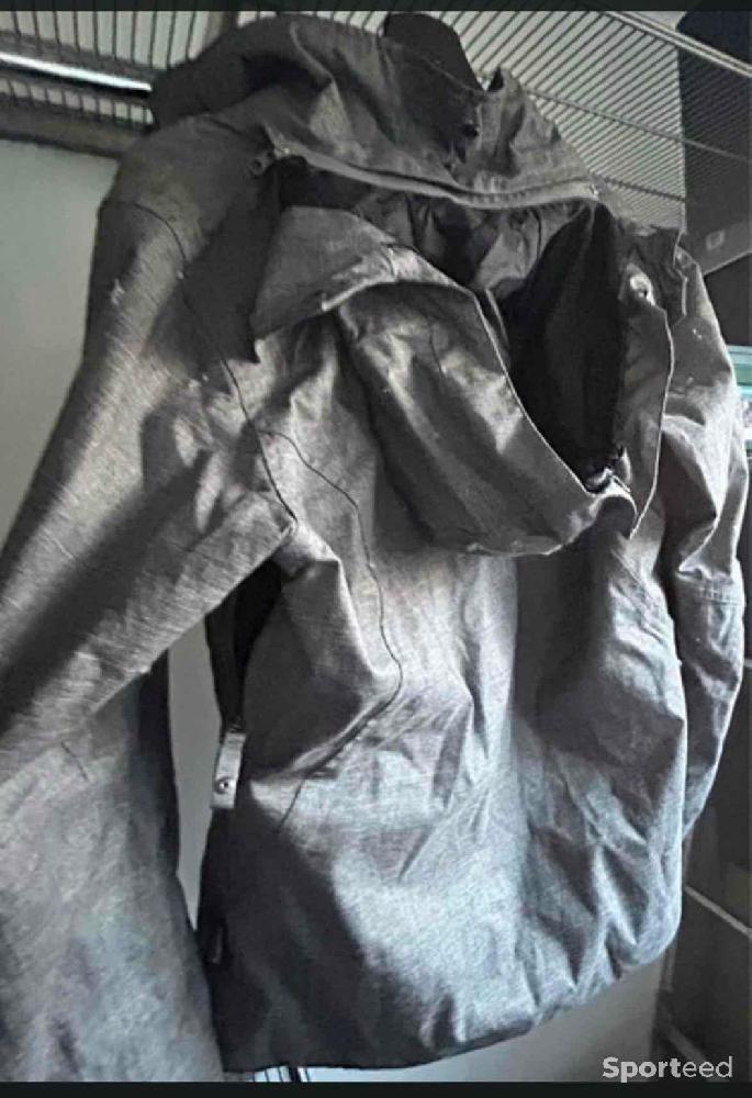 Ski alpin - Veste et pantalon ski -lunette ski & Gant - photo 2