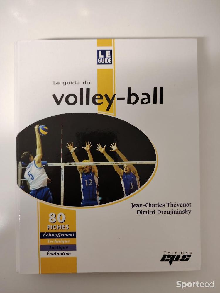 Librairie du sportif - Le Guide du Volley-ball 80 fiches échauffement technique tactique évaluation - Éditions EPS - Jean-Charles Thévenot - photo 1