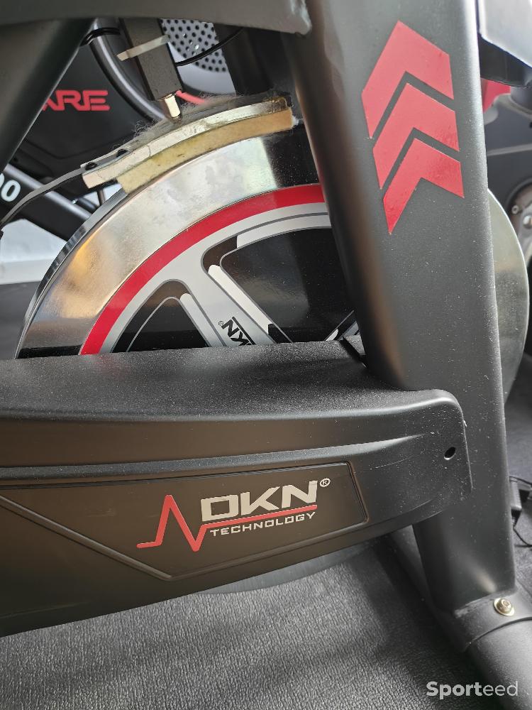 Fitness / Cardio training - Velo spinning PRO (used 2X) Tjr s/Garantie - photo 2