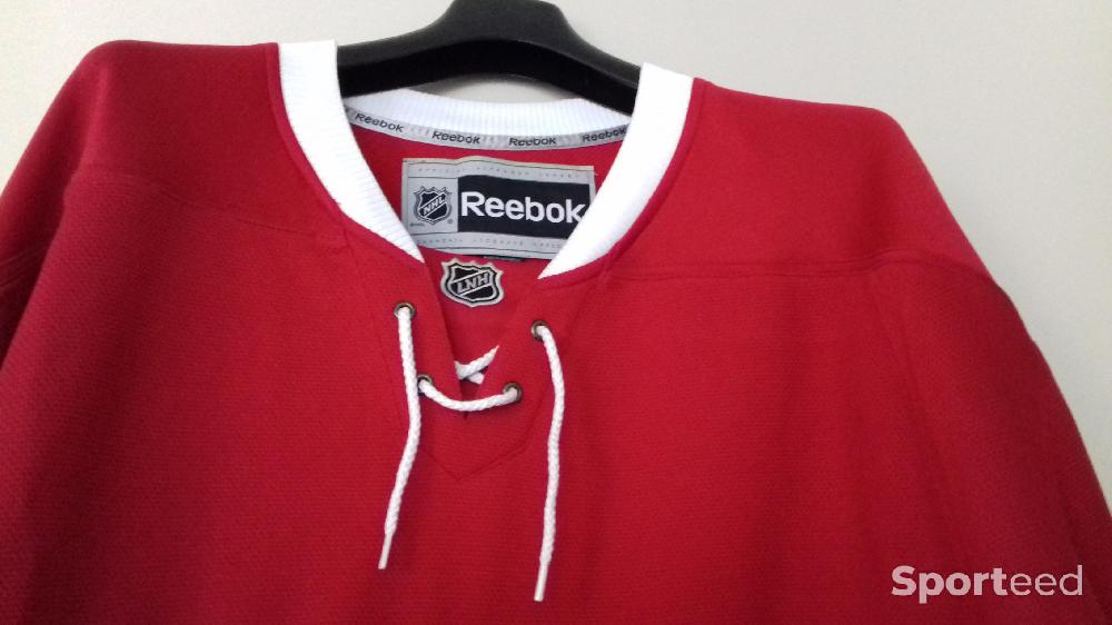 Hockey sur glace - Maillot de hockey sur glace du club 'Les Canadiens de Montréal' de la marque REEBOK SR Replica - photo 2