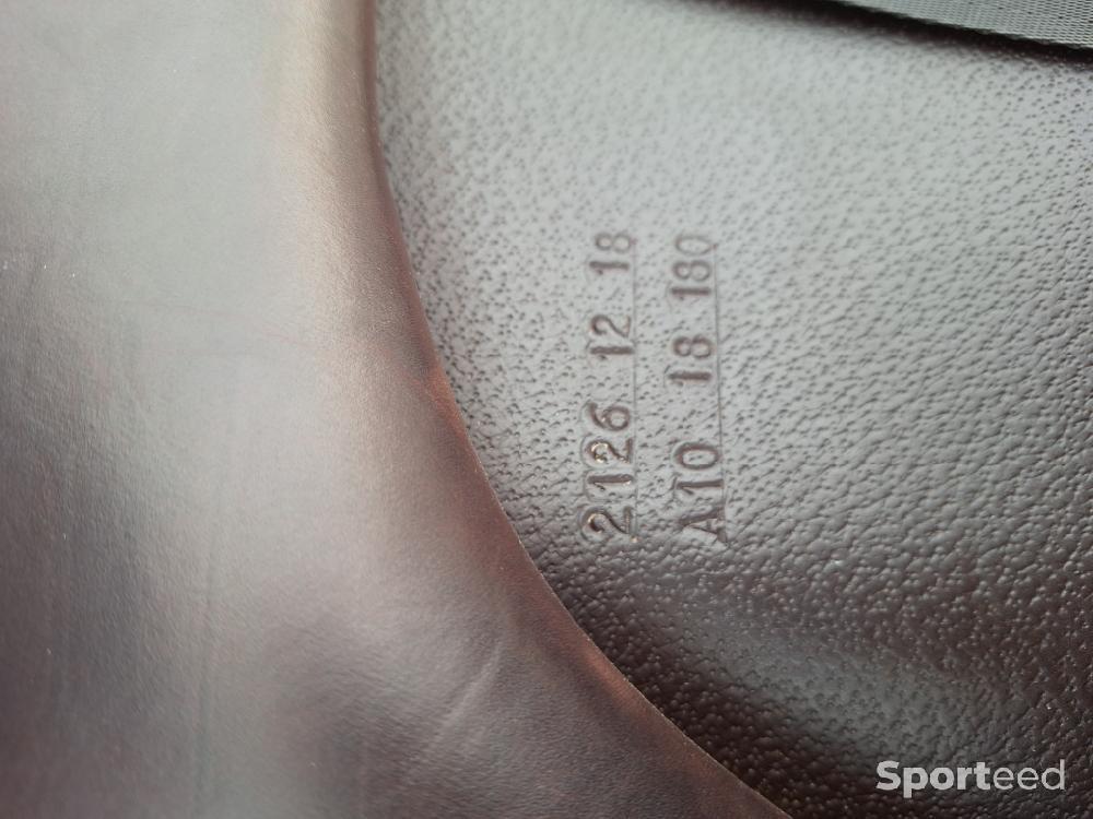 Equitation - Selle de dressage Aulion 18 pouces - photo 2