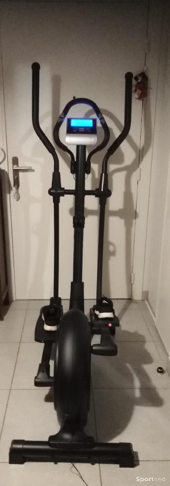 Fitness / Cardio training - A vendre vélo elliptique état neuf 180 euros, acheté 600 euros - photo 4
