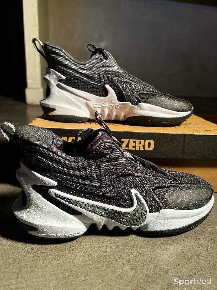 Basket-ball - Nike Cosmic Unity 2 - photo 1