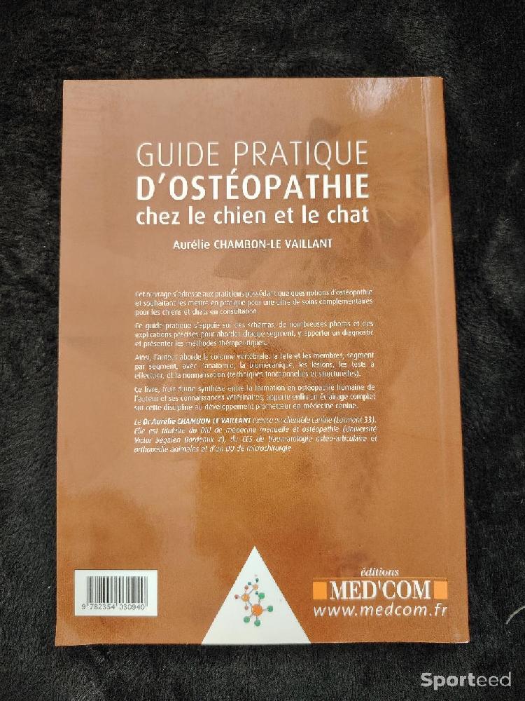 Librairie du sportif - Guide pratique d'ostéopathie chez le chien et le chat - Aurélie Chambon-Le Vaillant  - photo 2