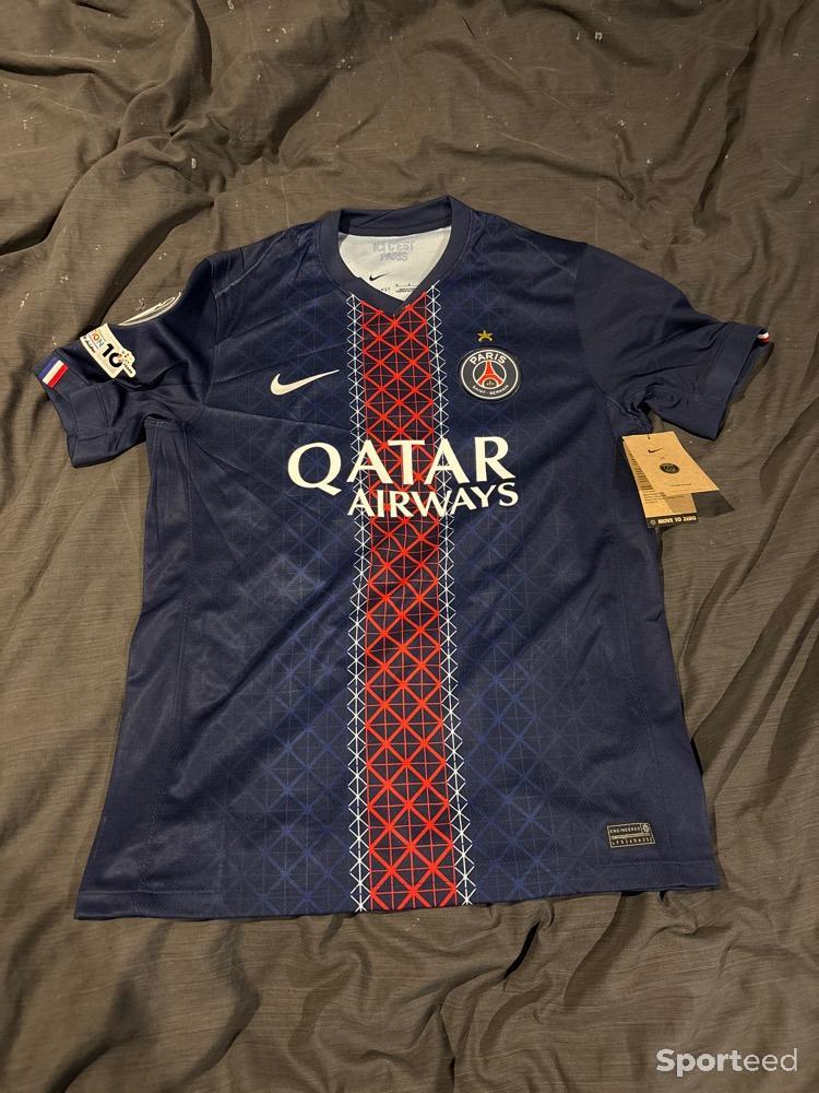 Football - Maillot PSG 2025/26 Nike – Officiel – Taille M – Neuf - photo 1