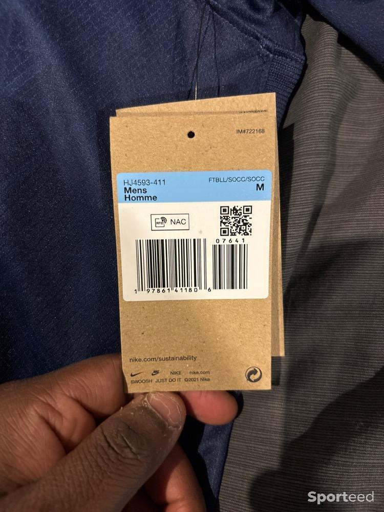 Football - Maillot PSG 2025/26 Nike – Officiel – Taille M – Neuf - photo 2