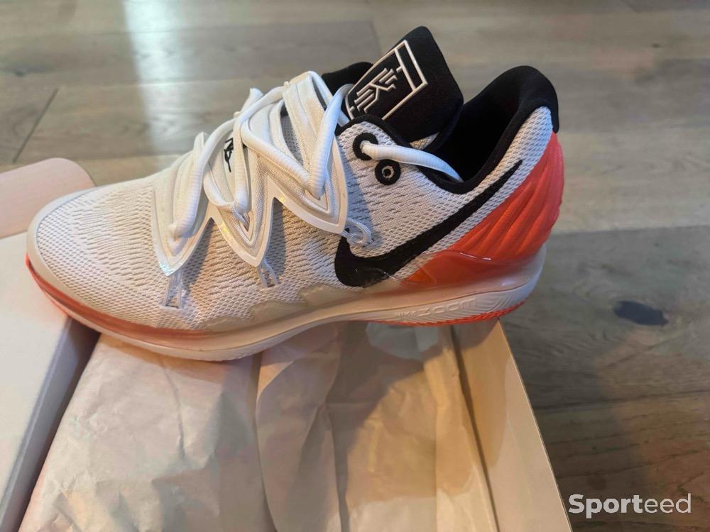 Tennis - Chaussures Nike Kyrgios rares - photo 3