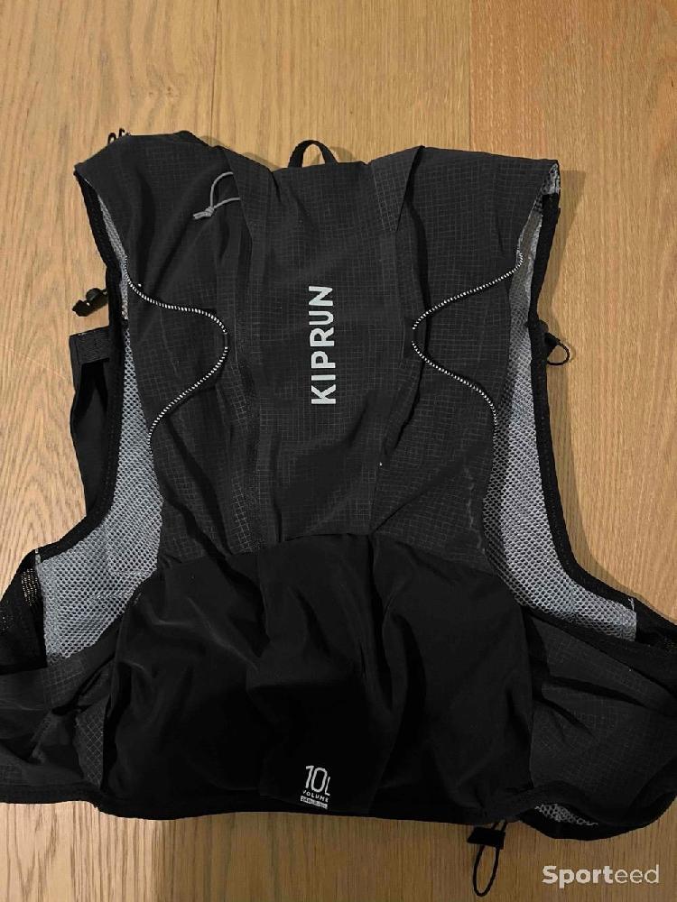 Course à pied trail - Sac trail comme neuf taille XL 10L - photo 2