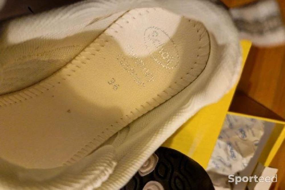 Sportswear - Chaussures confort Scholl - photo 2