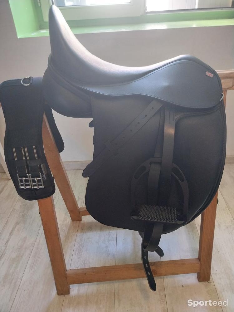 Equitation - Selle de dressage - photo 1