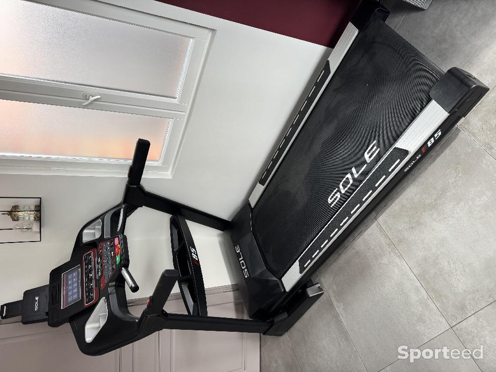 Fitness / Cardio training - Tapis de Course Haut de Gamme SOLE F85 comme Neuf (achat 2023, 2650€ facture) - photo 2