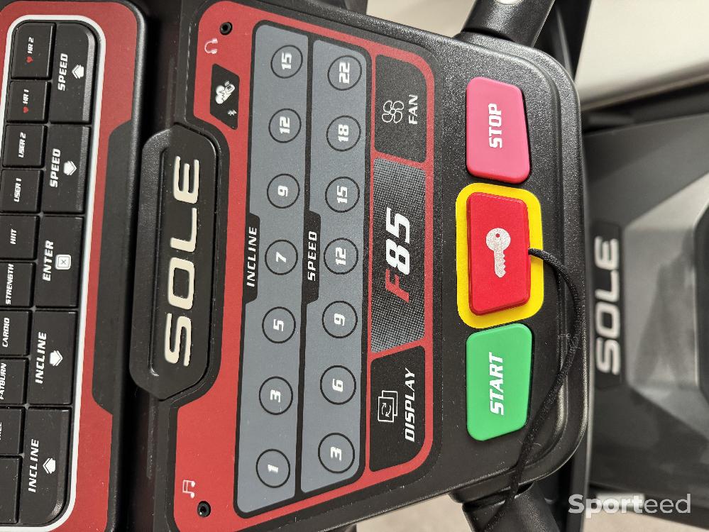 Fitness / Cardio training - Tapis de Course Haut de Gamme SOLE F85 comme Neuf (achat 2023, 2650€ facture) - photo 5