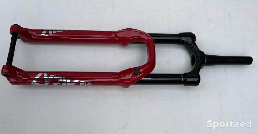 Vélo tout terrain - VTT - Fourche Rock Shox Lyrik Ultimate - photo 1