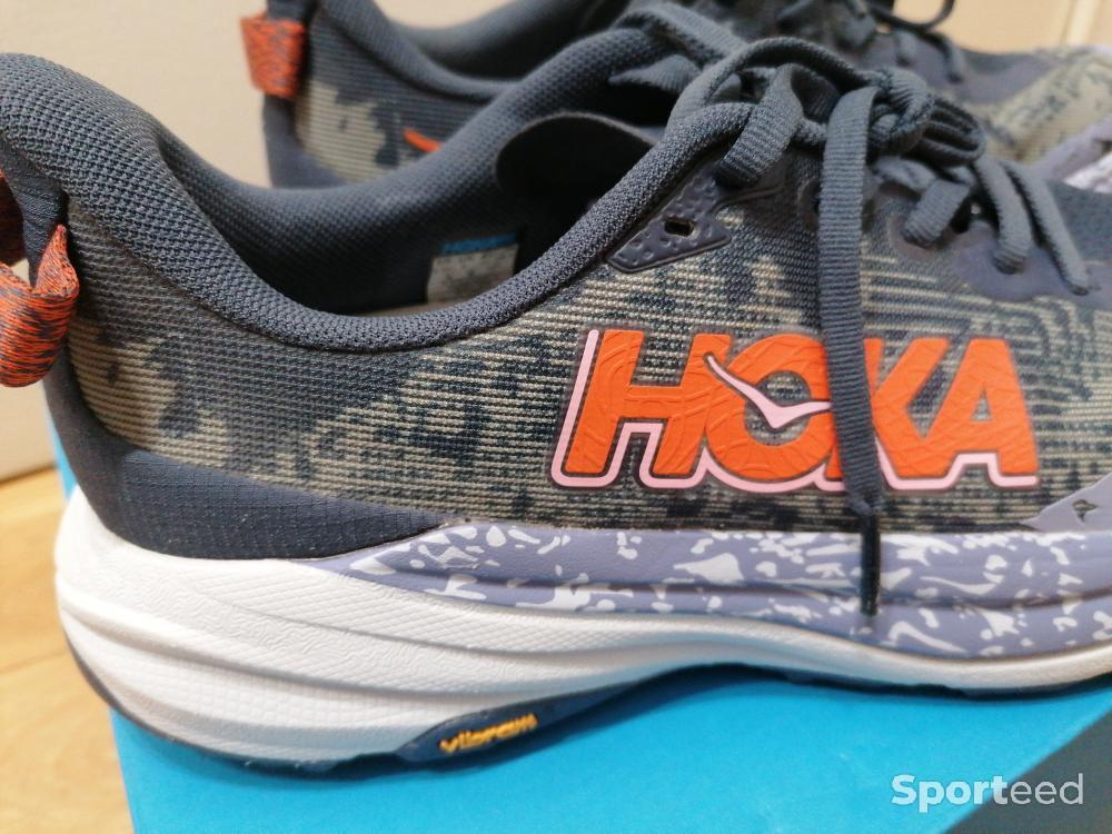 Course à pied trail - Chaussures running femme Hoka Speedgoat 6  - photo 5