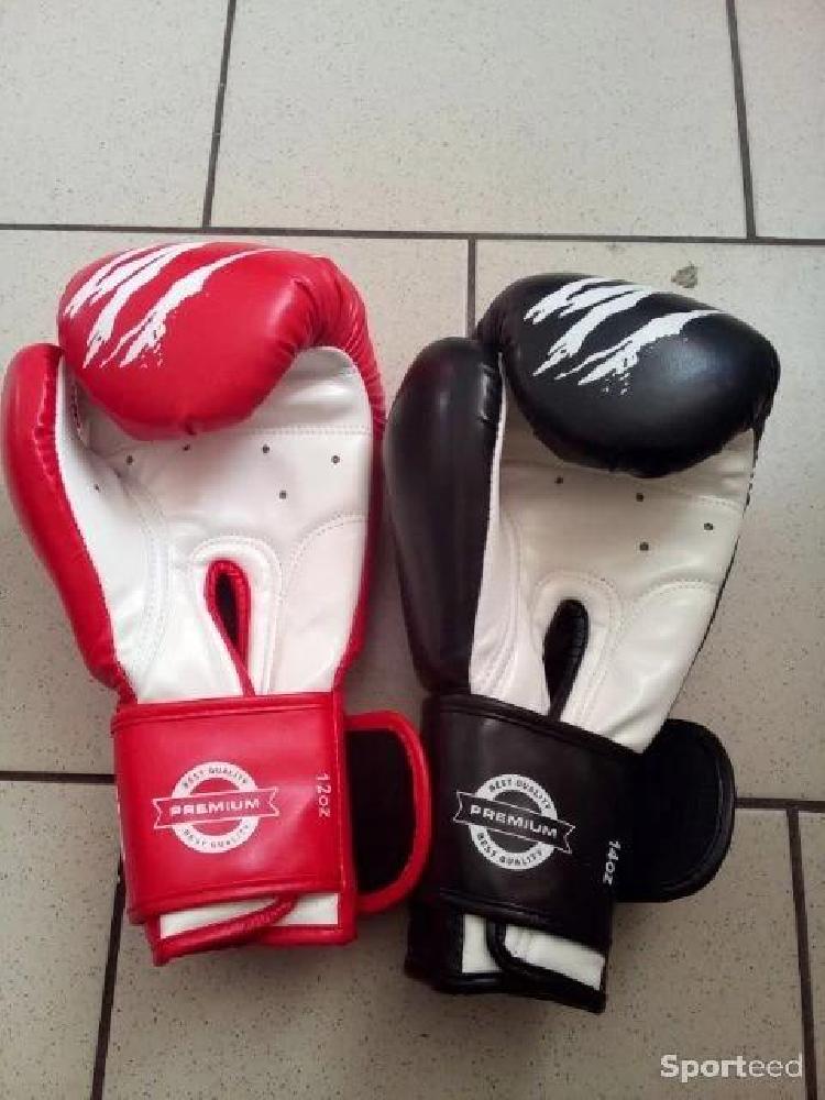 Boxes - Gants de boxe noir ou rouge lim training  - photo 1