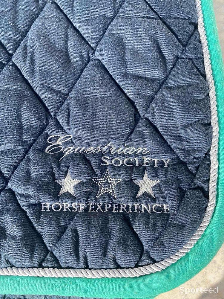 Equitation - Tapis de selle cheval  - photo 2