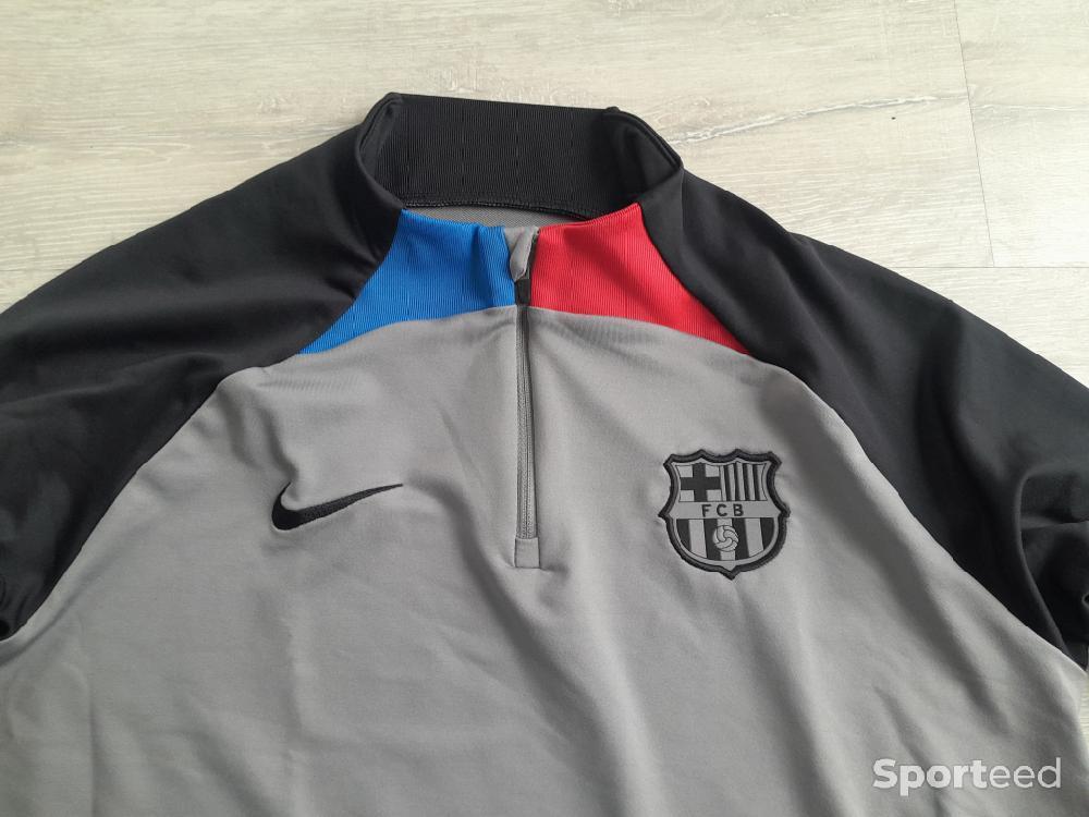 Football - Pull fin FCB nike - photo 2