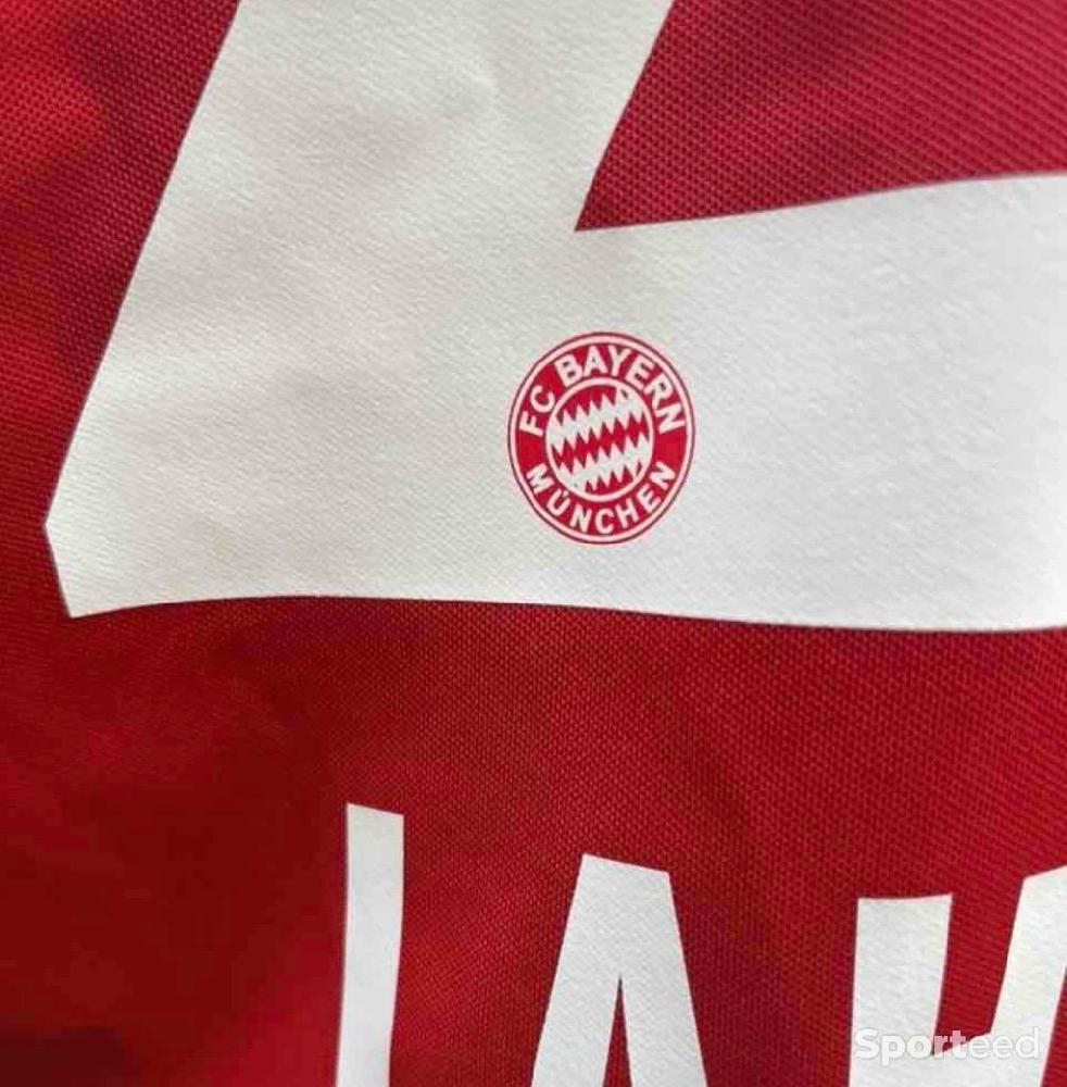 Football - Maillot Lahm Bayern Munich  - photo 3