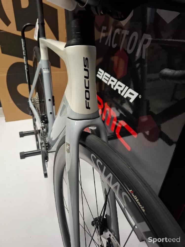 Vélo route - NEUF ! FOCUS IZALCO MAX 8.9 Utégra di2 12v Taille M & L -15% - photo 3