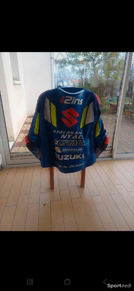 Moto route - Blouson cuir suzuki  - photo 2