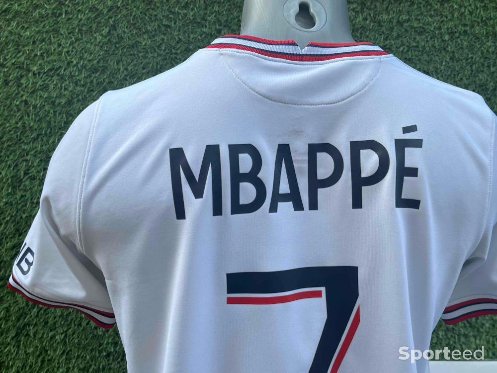 Football - Maillot Mbappé PSG  - photo 4